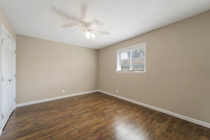 Newport-in-Dallas 27